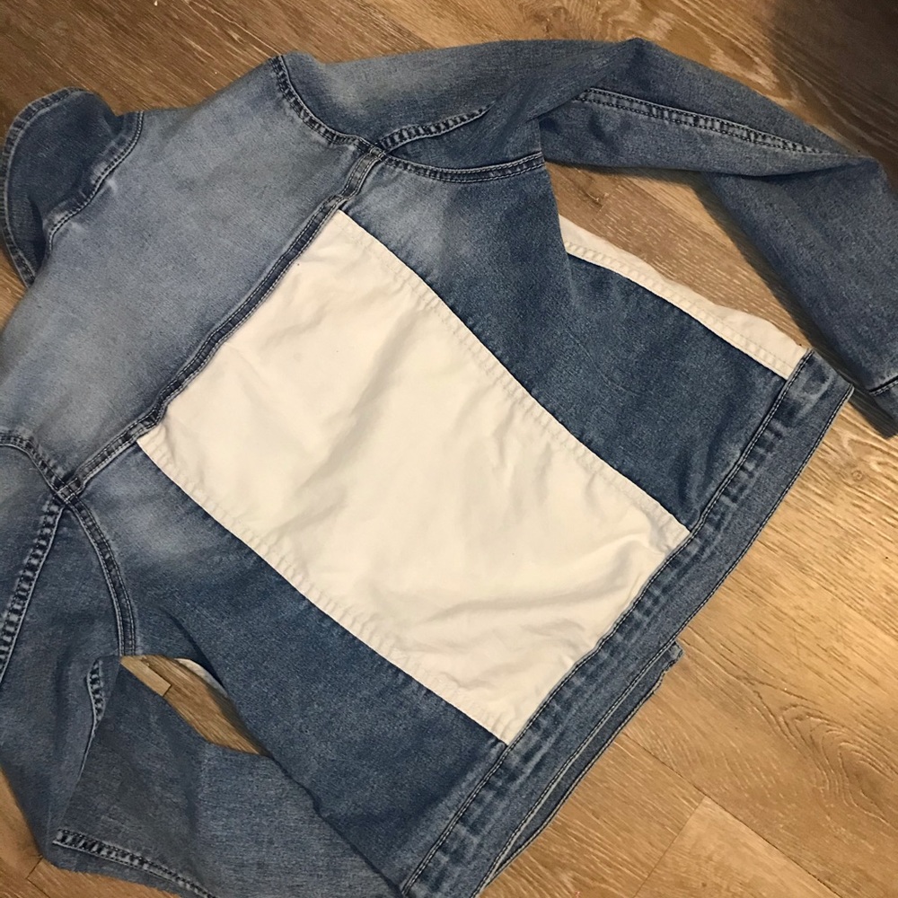 Colorblock Denim Jacket - Picture 2 of 3